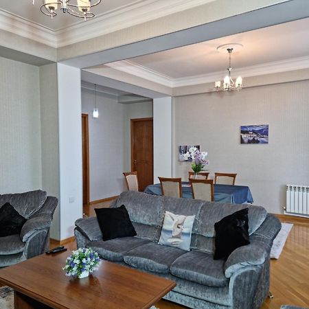 Mayden Family Apartment Baku Exterior foto